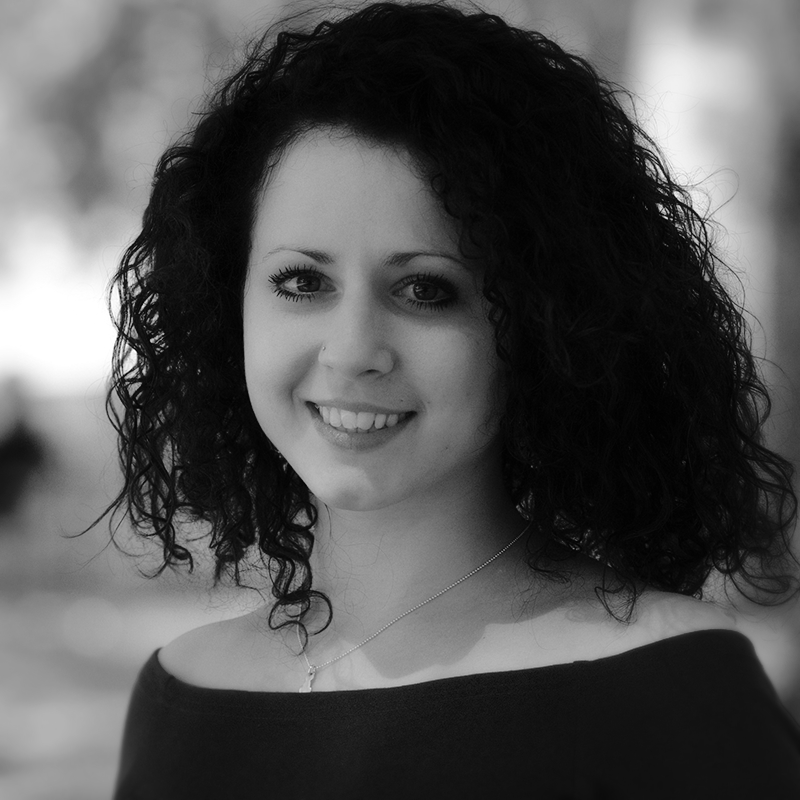 black-and-white profile picture of Elisa Cugliana